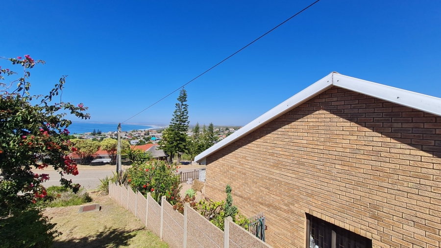 4 Bedroom Property for Sale in Dana Bay Western Cape